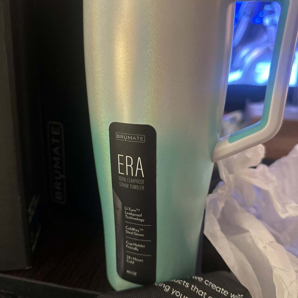 BrüMate Era 40oz Glitter Aqua Ombré Tumbler - Picture 4 of 5